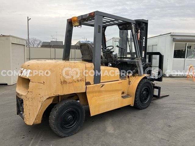 Xe nâng dầu TCM FD50T9 - 2006