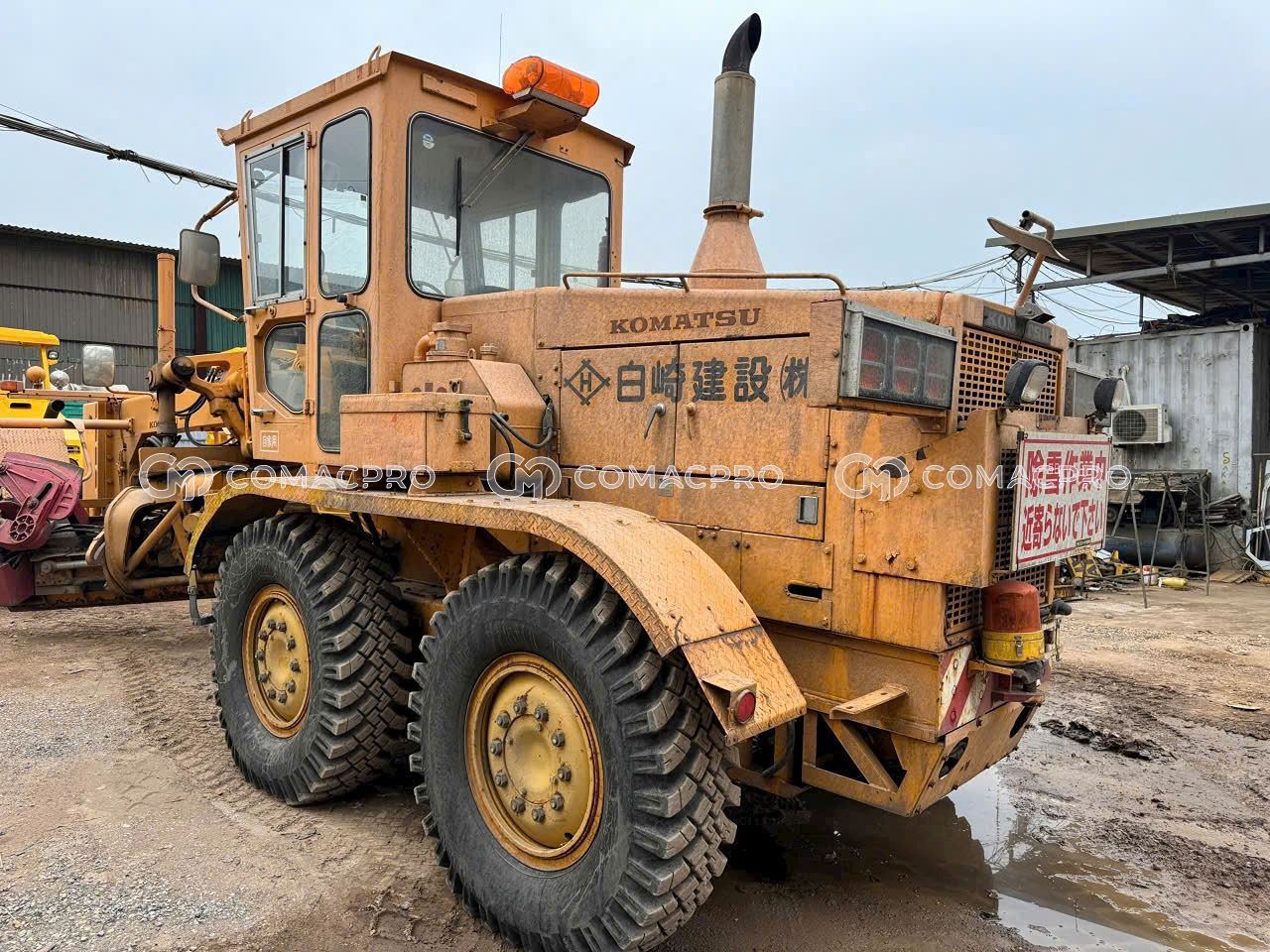Xe san gạt KOMATSU  GD705-4A - 1984