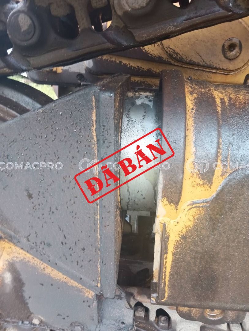 Xe ủi CATERPILLAR D6R - 2007