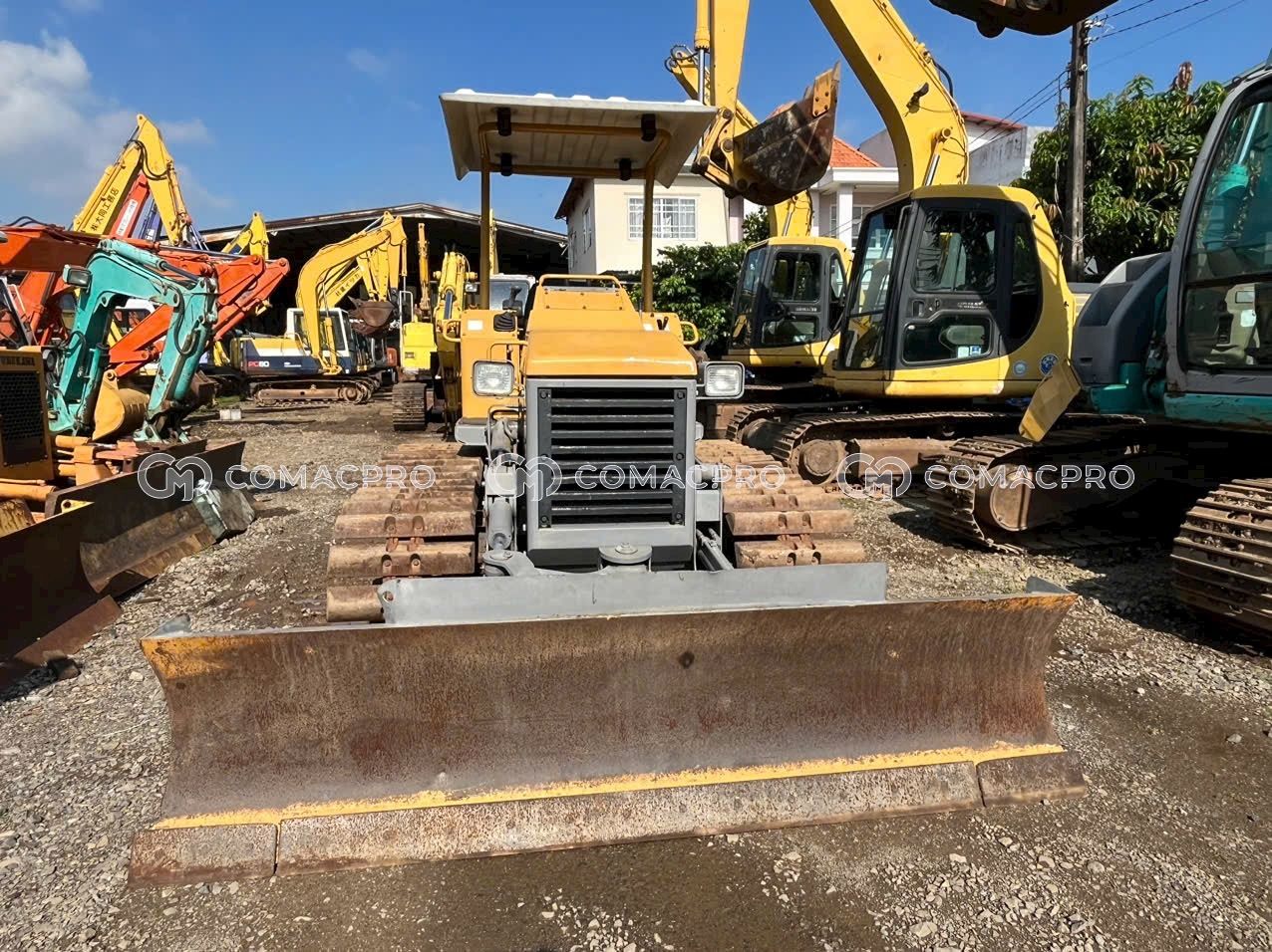 Xe ủi FURUKAWA FD40