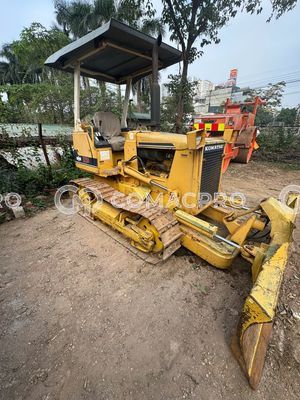 Xe ủi KOMATSU D20A-6 - 1990