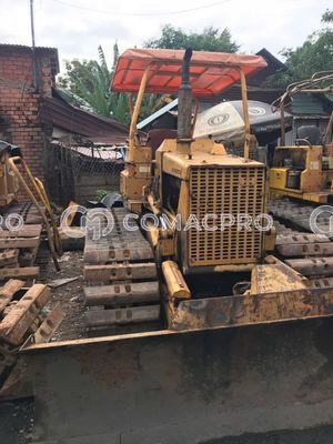 Xe ủi KOMATSU D20P - 2007