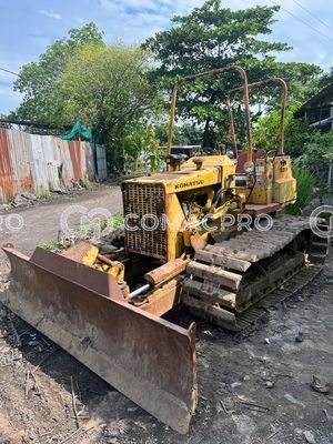 Xe ủi KOMATSU D20P - 2008