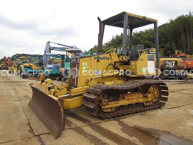 Xe ủi KOMATSU D21P-8 - 2006