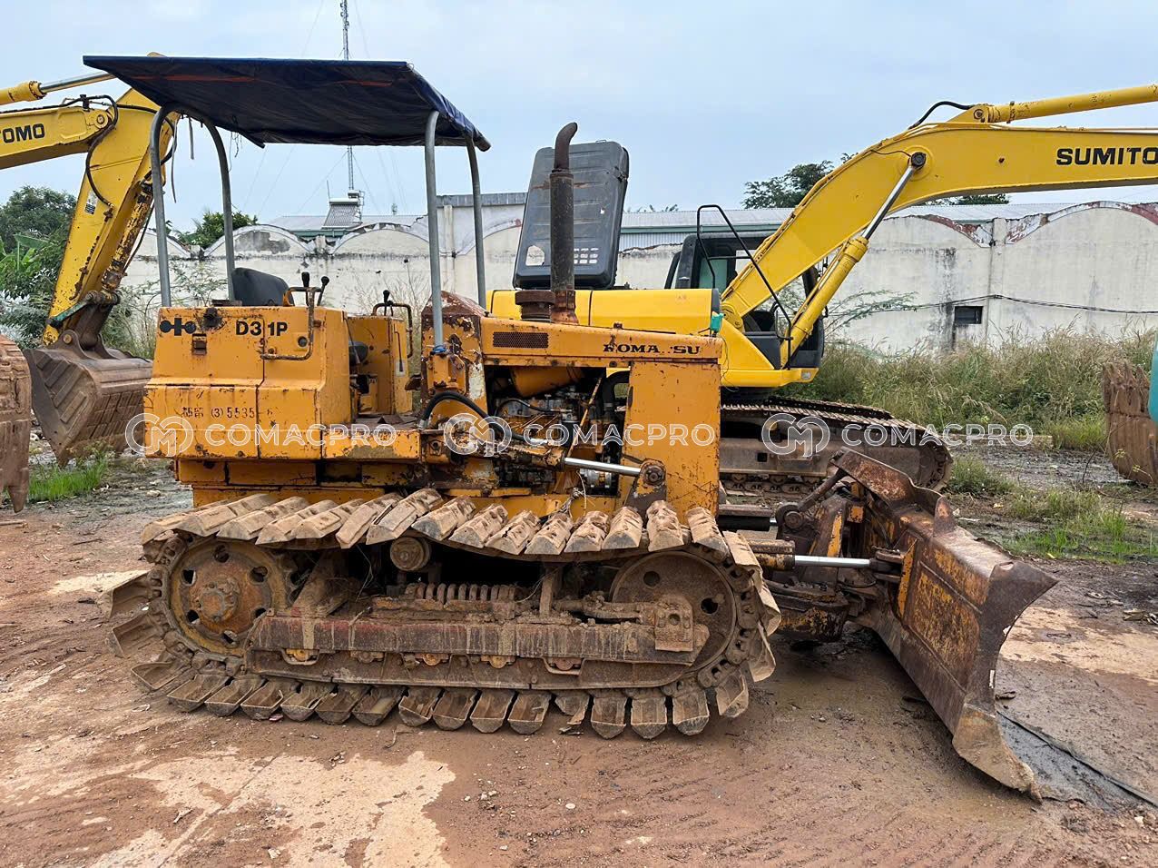 Xe ủi KOMATSU D31 - 1990