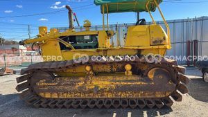 Xe ủi KOMATSU D60P-6 - 1979
