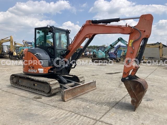 2018-年HITACHI ZX40U-5B 小型挖掘机- CoMacPro